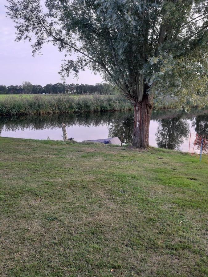 Amazing Home In Vlagtwedde, 3 Bedrooms, Recently Renovated For Recreational Purposes Only Exteriör bild